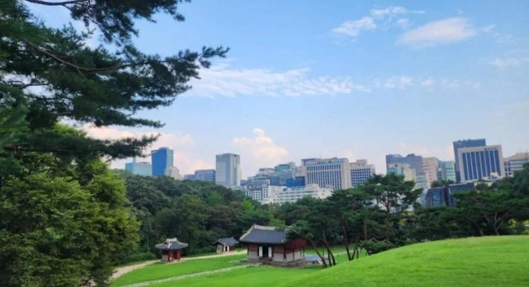 Teheran-Ro Balcony View Apartment Private House Basic For 2 People City Airport 7 Minutes Recently Renewed Seoul