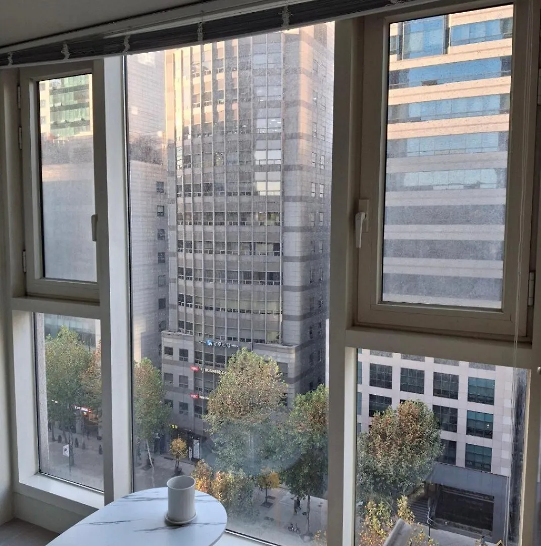 Teheran-Ro Balcony View Apartment Private House Basic For 2 People City Airport 7 Minutes Recently Renewed Seoul